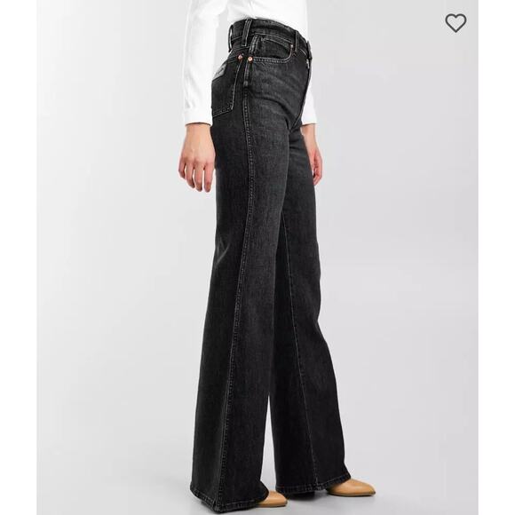 Wrangler Wanderer High Rise Flare Jean Essential Black Sz W31 L30 - Picture 2 of 9